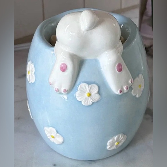 NEW SCENTSY CURIOUS COTTONTAIL WARMER - Picture 2 of 3